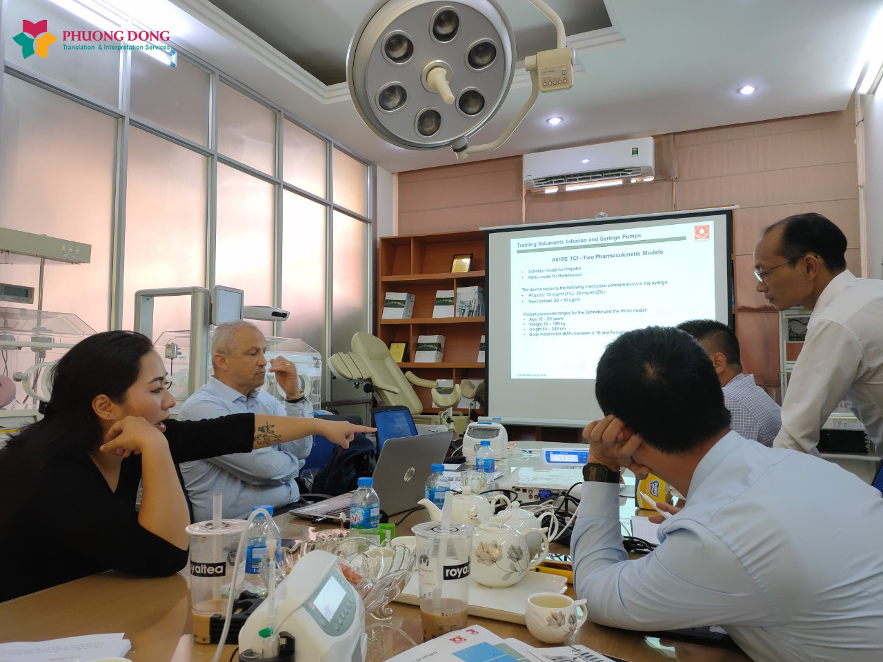 Phiên dịch Tiếng Anh chuyên đề thiết bị y tế tại Hà Nội